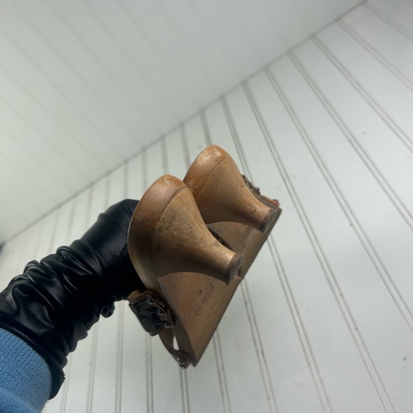 Coach Sharon Tan Brown Wooden Kitten Heel Clogs Vintage Y2K Women’s Size 6 - Picture 4 of 11